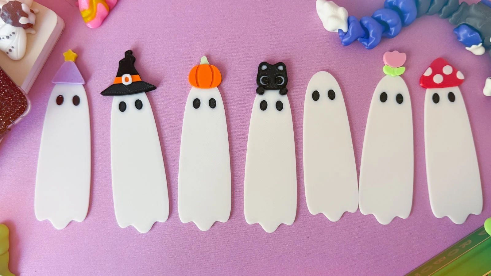 Ghost Bookmarks in seven topper styles