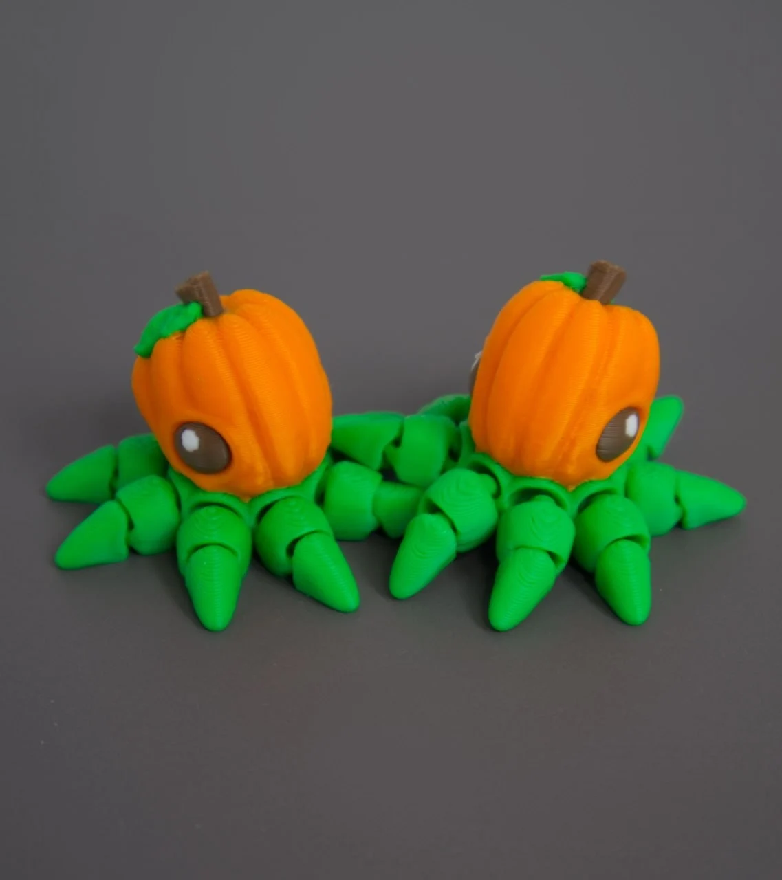 Pumpkin Hatchlings articulated Halloween figure 3D printed by Vivyd